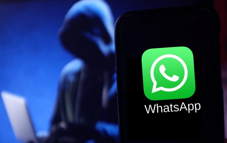 hack whatsapp 1024x682 1