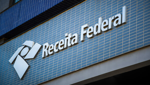 Renegociação de débitos com a Receita Federal oferece até 70% de desconto; saiba como funciona na prática