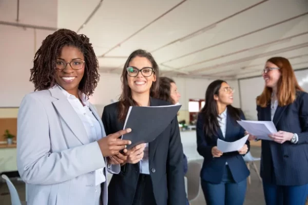 Especial CFC Mulher: A educação que transforma e atrai mulheres para o universo contábil