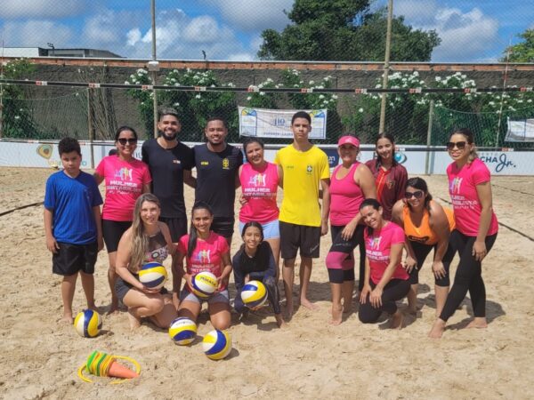 CRCMA-Mulher promove partida de vôlei e futevôlei em comemoração ao mês das mães