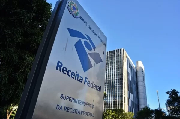 Atendimento virtual da Receita Federal será limitado a partir deste mês