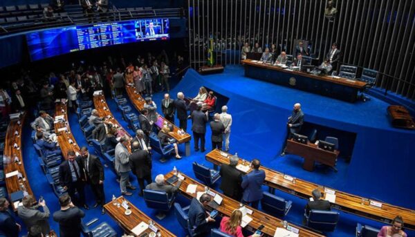 Plenário do Senado: Código do Contribuinte e PLP sobre conflitos tributários estão na pauta