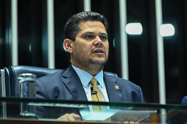 MPs do consignado para CLT e do Fundo Social para habitação são prorrogadas